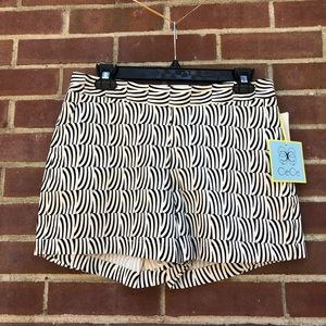 Cute patterned shorts!